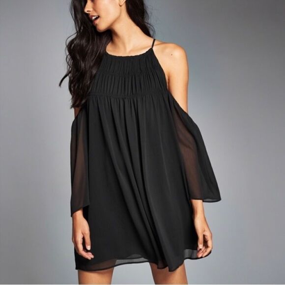 Abercrombie & Fitch drop shoulder flowey black sheer  lined dress size small - Picture 2 of 4